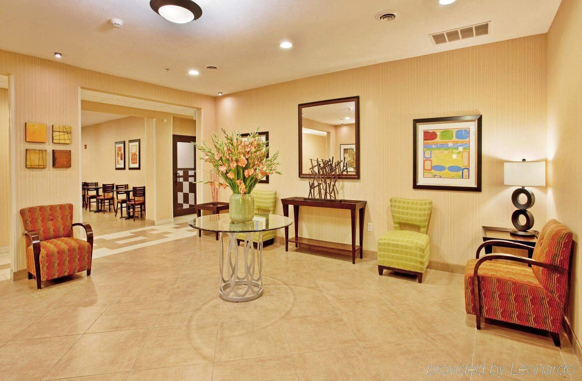Holiday Inn Express Hotel And Suites Lincoln Airport By Ihg Esterno foto