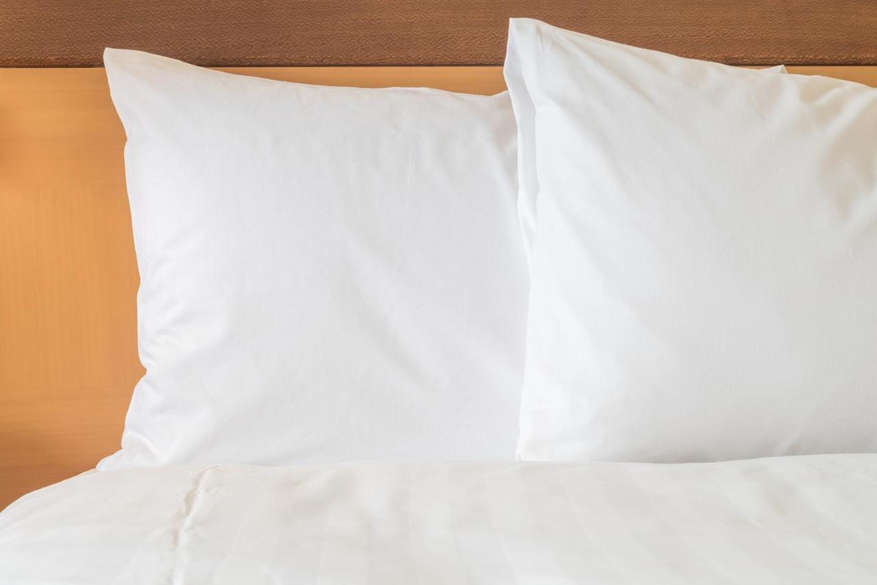 Holiday Inn Express Hotel And Suites Lincoln Airport By Ihg Esterno foto